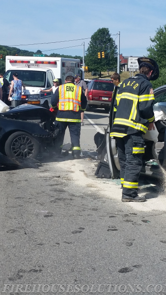 Head On Crash on Route 228 for the Rescue Squad - Adams Area Fire District